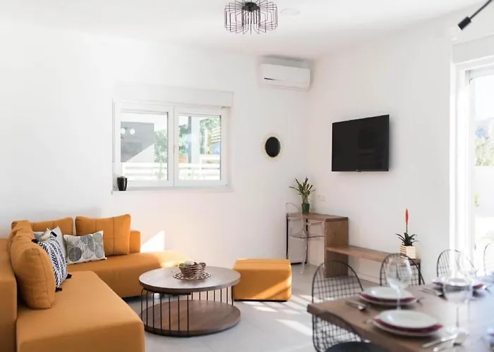 Luxury Bellavista - Four Bedroom With Pool * Паг