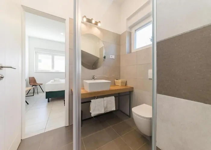 Luxury Bellavista - Four Bedroom With Pool * Паг