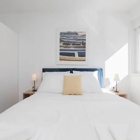Villa Luxury Bellavista - Four Bedroom With Pool Pag Town